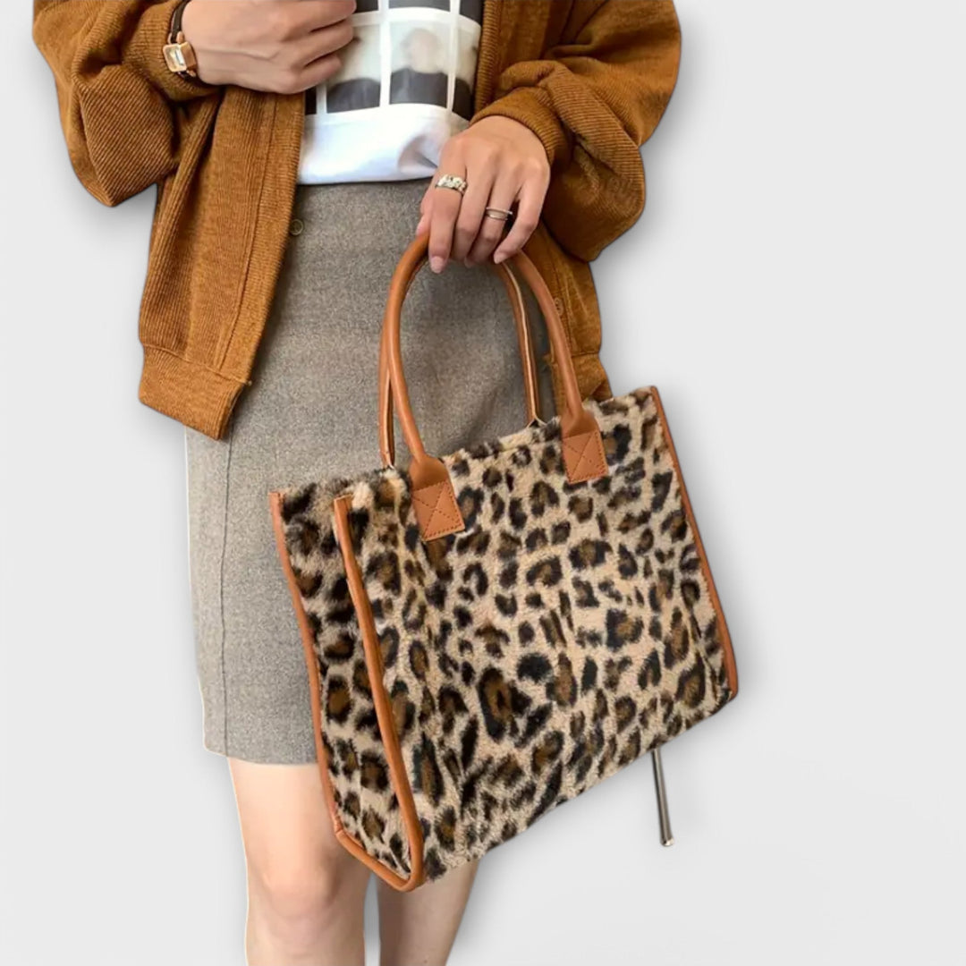 Mia | Chic Leopard Print Plush Tote