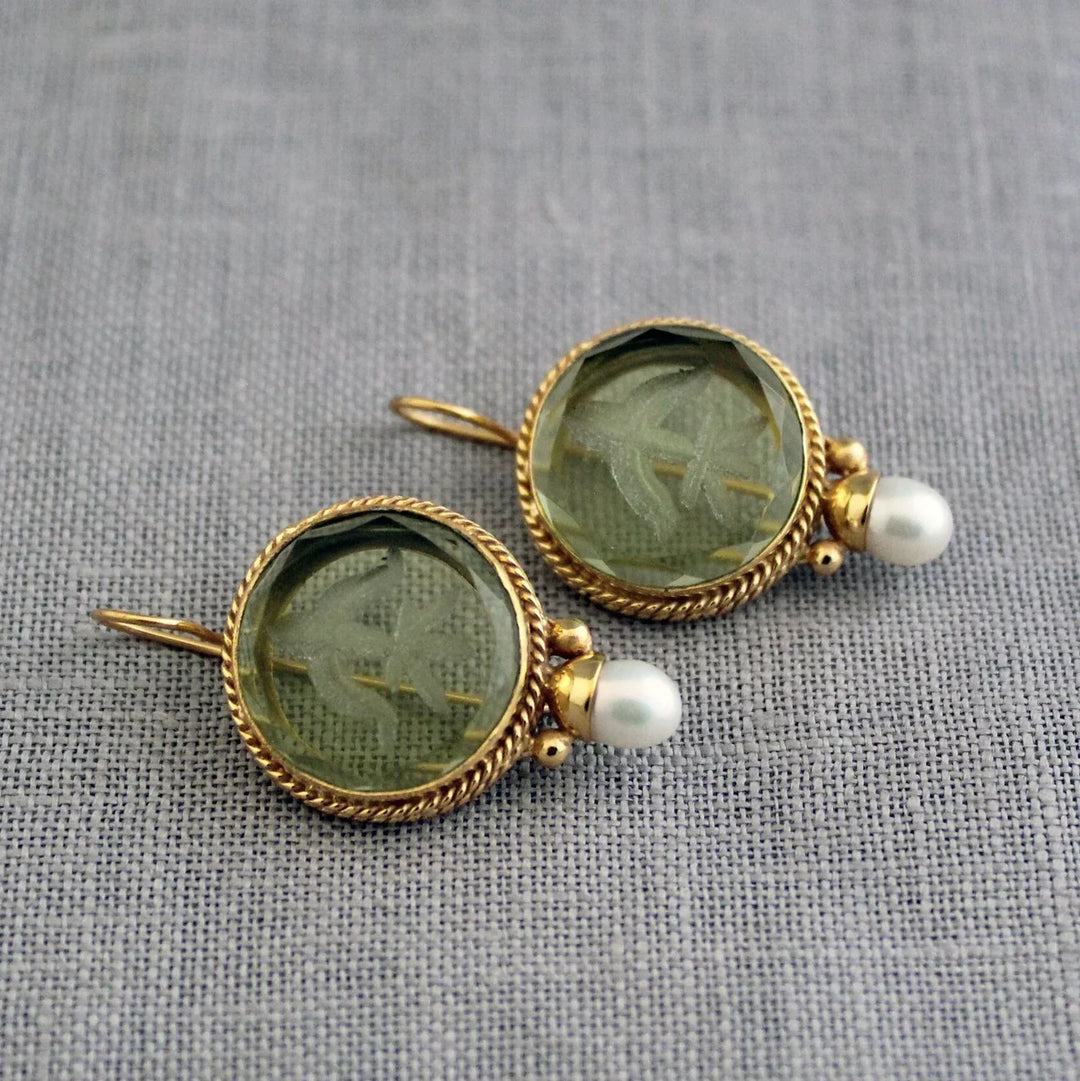 Penelope Vintage | Earrings with Green Stone and Pearl